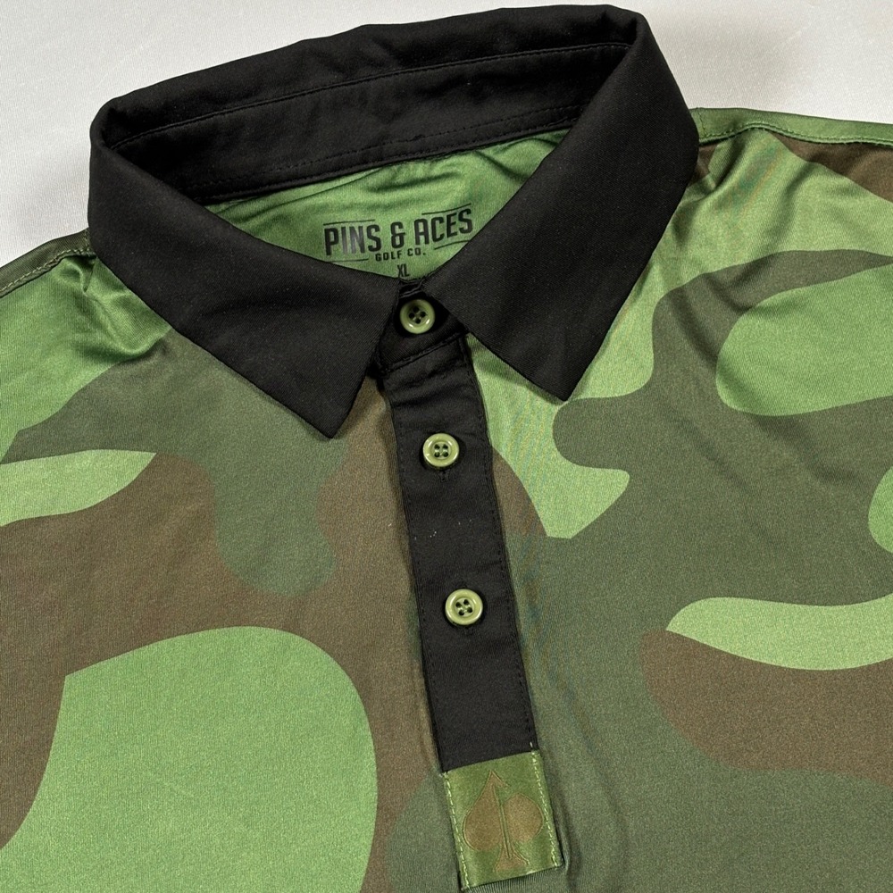 Pins & Aces Golf Polo Mens XL Green Camo Performance Short Sleeve Spade Logo